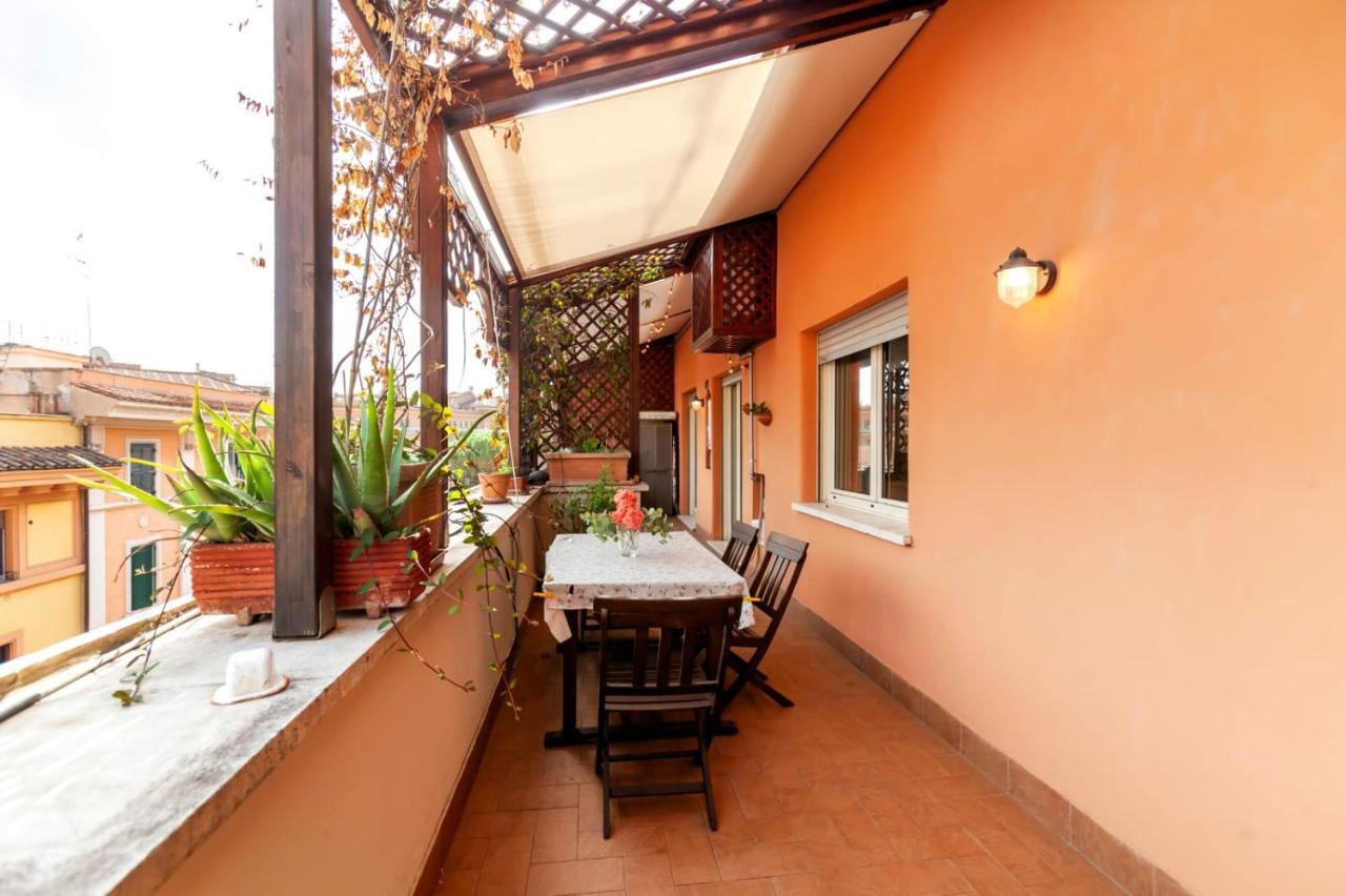 Cavalleggeri House Rome Exterior photo